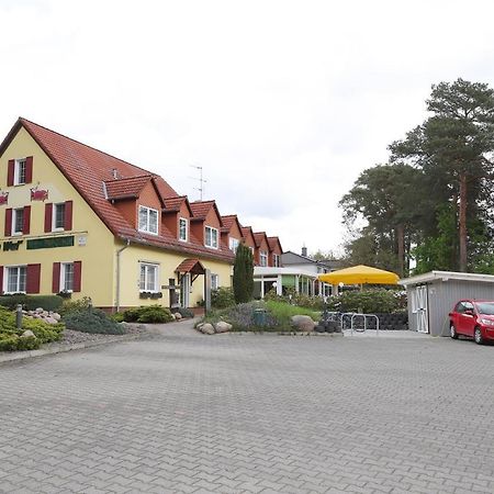 Hotel "Am Werl" บาดซาโรว์ ภายนอก รูปภาพ