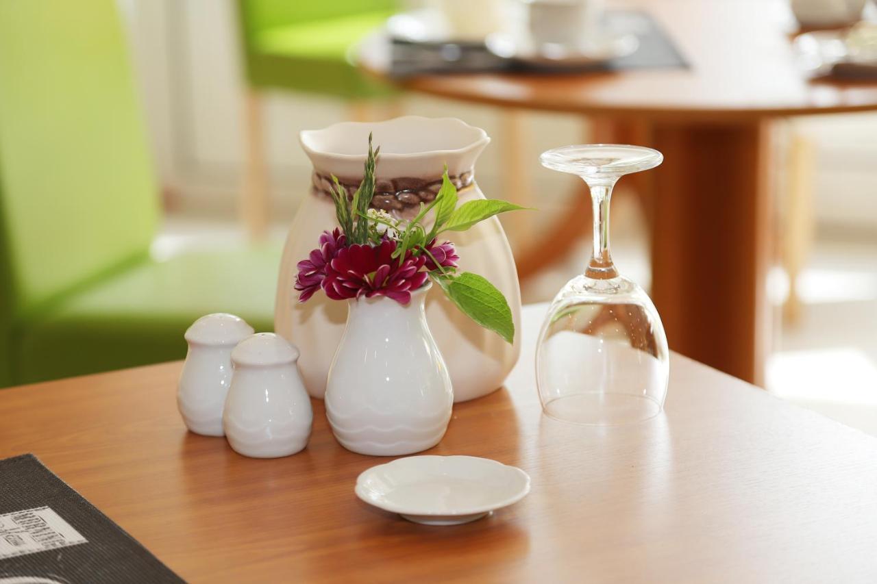 Hotel "Am Werl" บาดซาโรว์ ภายนอก รูปภาพ