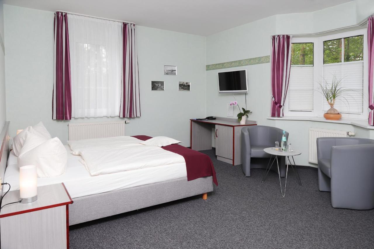 Hotel "Am Werl" บาดซาโรว์ ภายนอก รูปภาพ